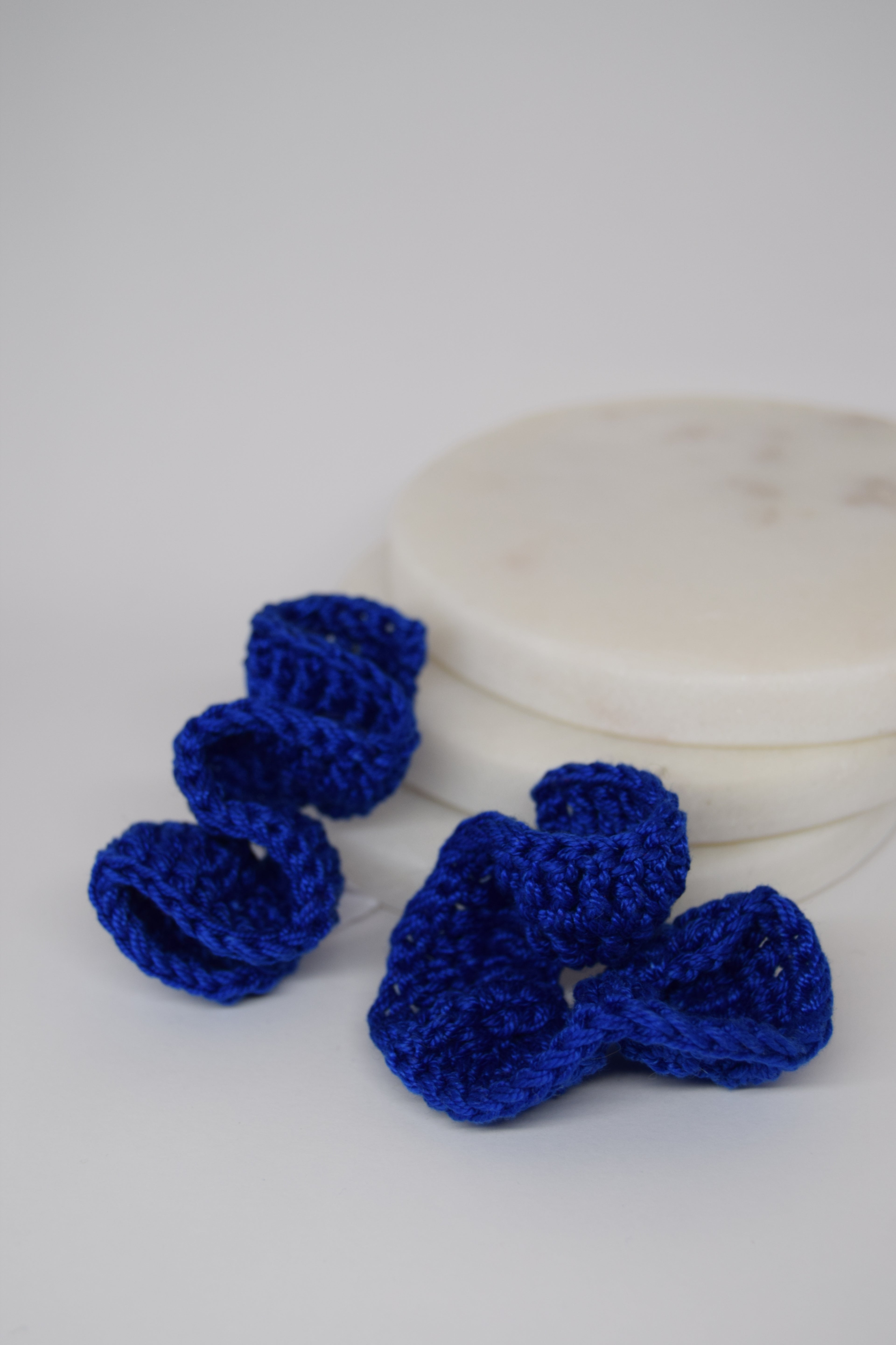 brincos poppy mirtilo